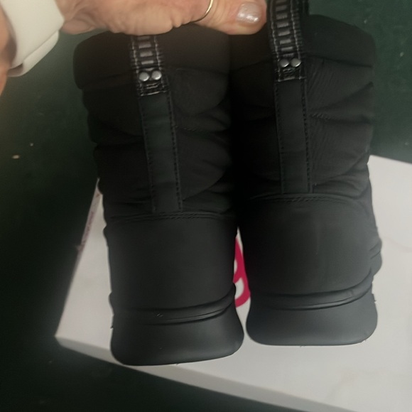 Ryka Water Repellant Black Boots Women’s Sz 9M lace up rain sleet snow shoes - Picture 8 of 12